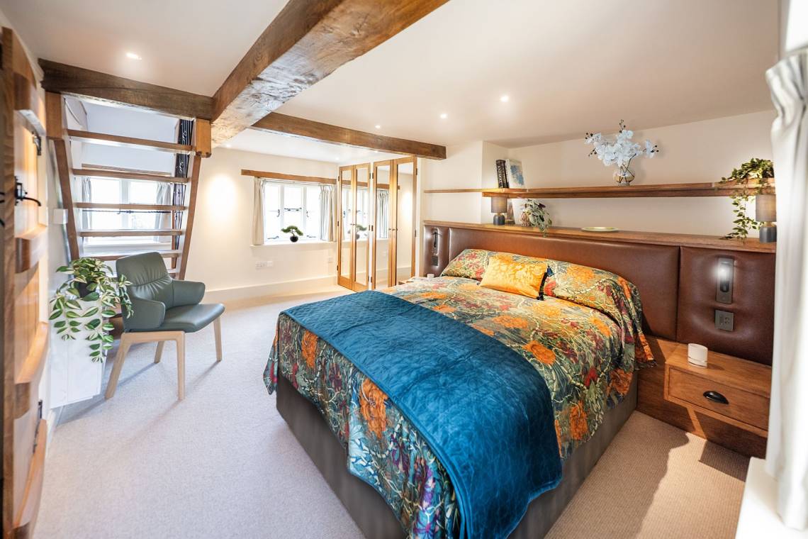 Oak_Room_original