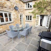 www.cotswold-apartments.co
